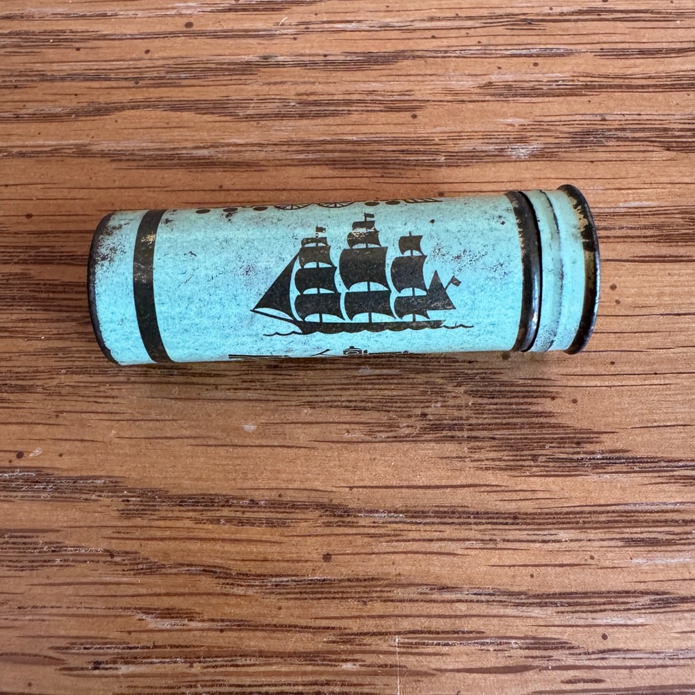 Vintage Tums Pocket Pill Tin Case Green Transportation Ship‎ Train Car Horse